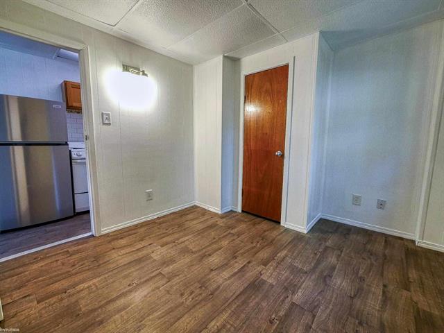 Builiding view eleven for 5054 Gratiot, Saint Clair, MI. 48079