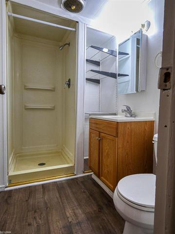 Builiding view thirteen for 5054 Gratiot, Saint Clair, MI. 48079