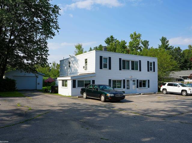 Builiding view twenty for 5054 Gratiot, Saint Clair, MI. 48079