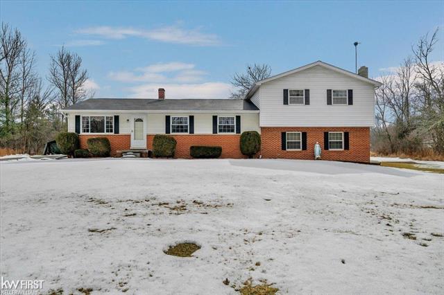front view for 16045 Hough Rd, Allenton, Mi. 48002