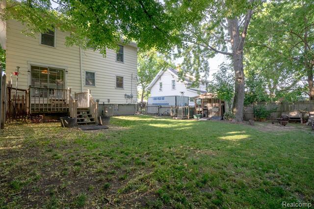 Builiding view fifteen for 515 Jay, Saint Clair, MI. 48079