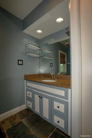Builiding view forty one for 515 Jay, Saint Clair, MI. 48079