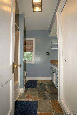 Builiding view forty for 515 Jay, Saint Clair, MI. 48079