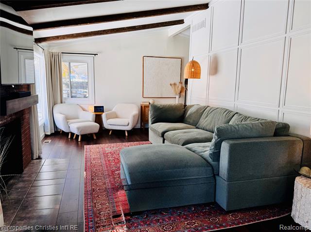 Builiding view seven for 1066 Virginia, Marysville, MI. 48040