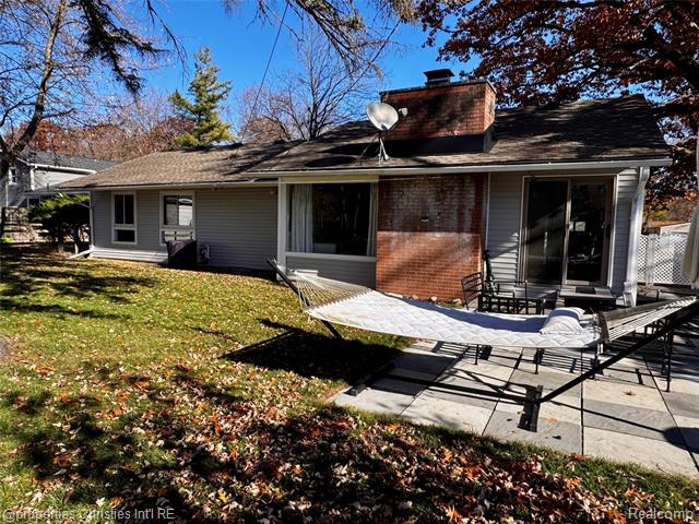 Builiding view twenty seven for 1066 Virginia, Marysville, MI. 48040