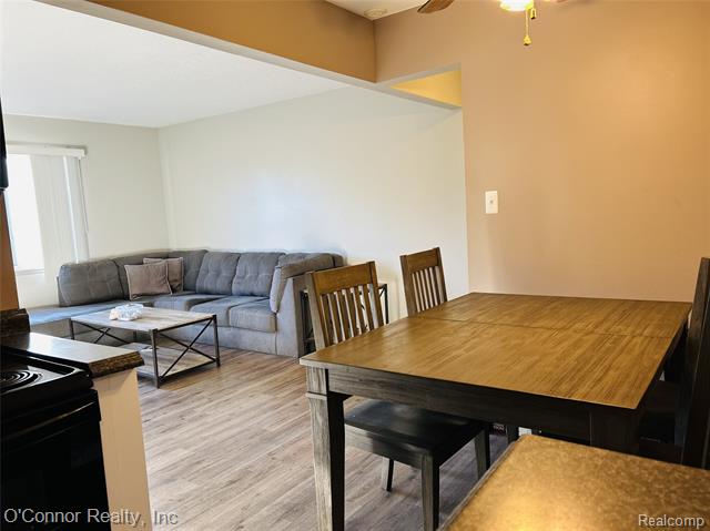 Builiding view five for 1637 S Riverside, Saint Clair, MI. 48079