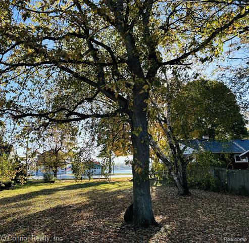 Builiding view twelve for 1637 S Riverside, Saint Clair, MI. 48079