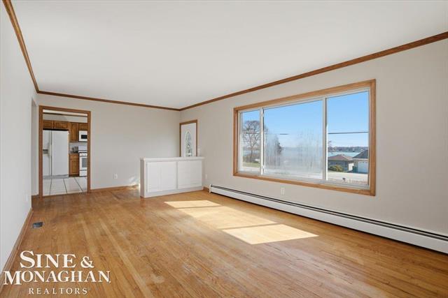 Builiding view eight for 1350 Oakland, Saint Clair, MI. 48079