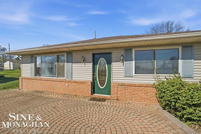 Builiding view two for 1350 Oakland, Saint Clair, MI. 48079