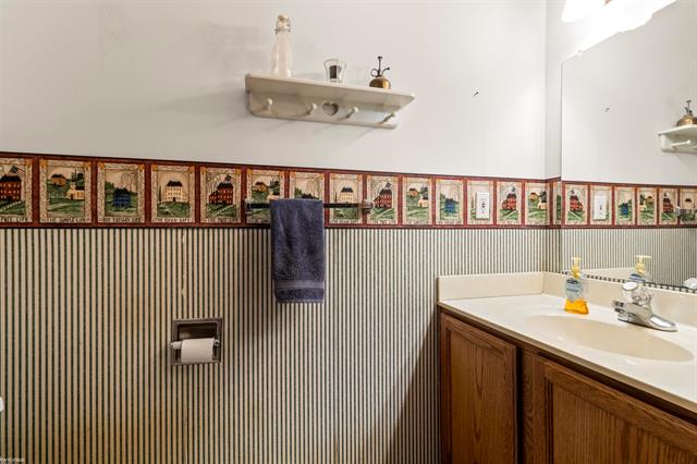 Builiding view twelve for 422 Colorado, Marysville, MI. 48040