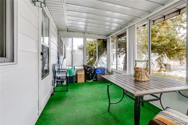 Builiding view twenty one for 3333 Ravenswood, Marysville, MI. 48040