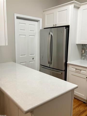 Builiding view eighteen for 22200 River Ridge, Farmington, MI. 48335