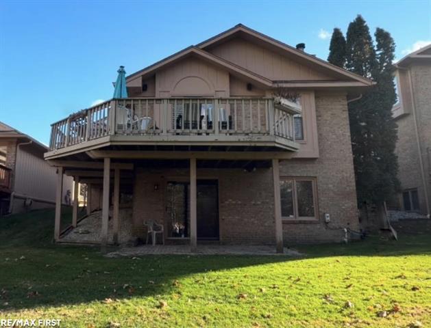 Builiding view sixty one for 22200 River Ridge, Farmington, MI. 48335