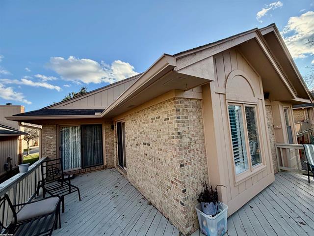 Builiding view thirty nine for 22200 River Ridge, Farmington, MI. 48335