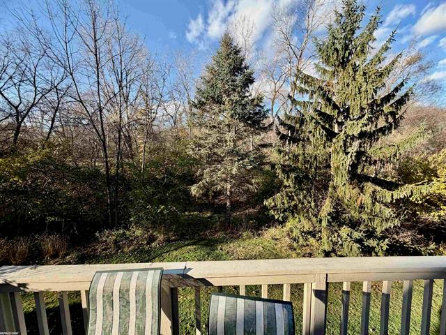 Builiding view thirty seven for 22200 River Ridge, Farmington, MI. 48335