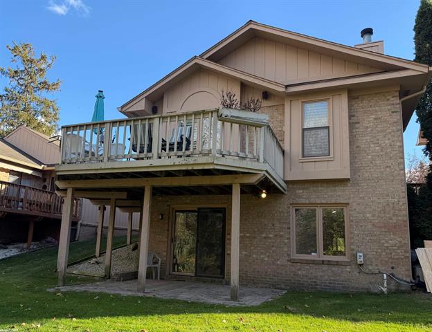 Builiding view two for 22200 River Ridge, Farmington, MI. 48335