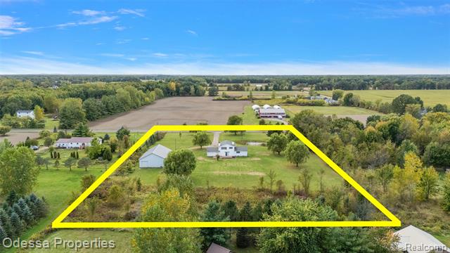 Builiding view fifty one for 1442 Riley Center, Memphis, MI. 48041