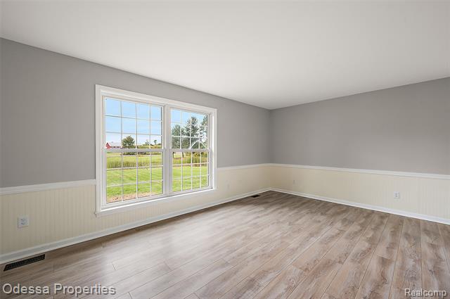 Builiding view seventeen for 1442 Riley Center, Memphis, MI. 48041