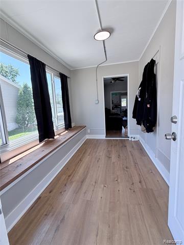 Builiding view five for 2712 Vanness, Port Huron, MI. 48060