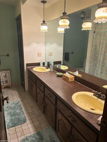 Builiding view forty five for 1619 Burns, Smiths Creek, MI. 48074