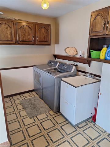 Builiding view thirty for 1619 Burns, Smiths Creek, MI. 48074