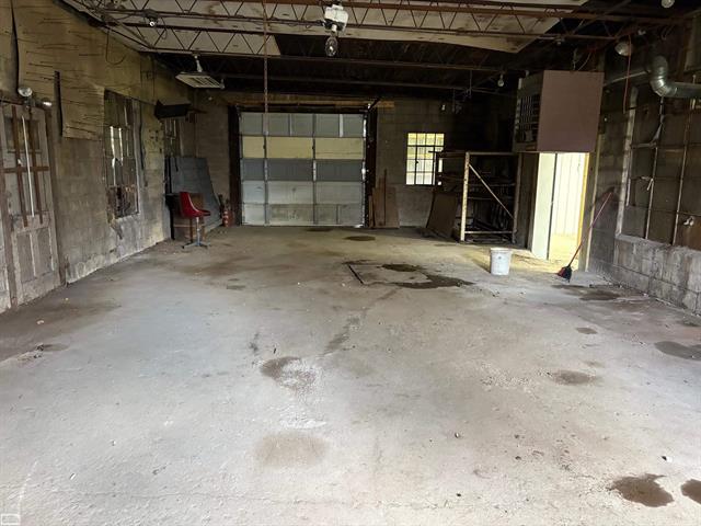 Builiding view thirty five for 11377 Hill, Memphis, MI. 48041