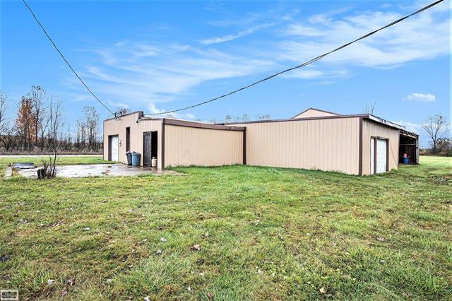 Builiding view thirty one for 11377 Hill, Memphis, MI. 48041