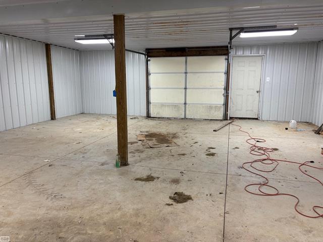 Builiding view thirty three for 11377 Hill, Memphis, MI. 48041