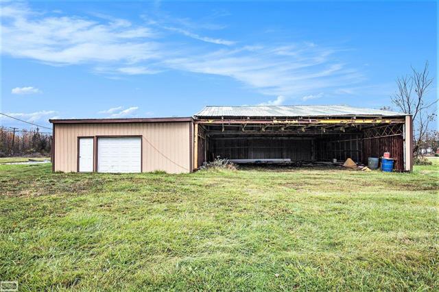 Builiding view thirty two for 11377 Hill, Memphis, MI. 48041