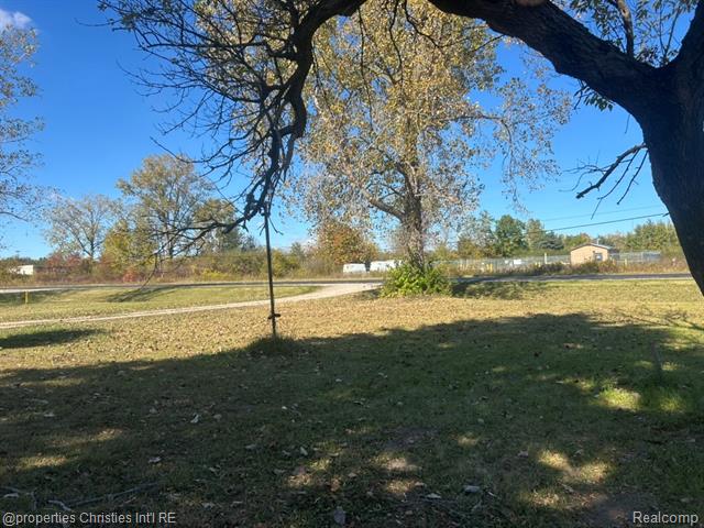 Builiding view nine for 3369 Dove, Port Huron, MI. 48060