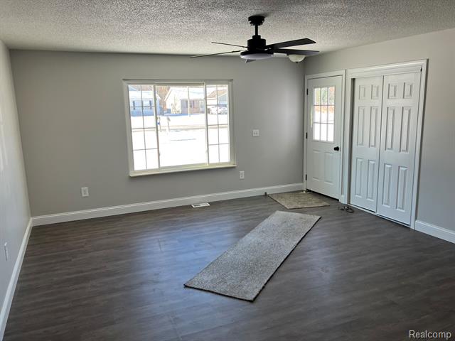 Builiding view eleven for 1604 Allen, Smiths Creek, MI. 48074