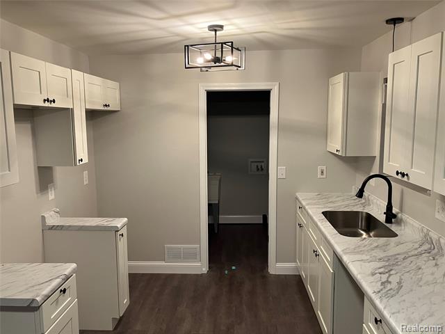 Builiding view fifteen for 1604 Allen, Smiths Creek, MI. 48074