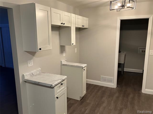 Builiding view fourteen for 1604 Allen, Smiths Creek, MI. 48074