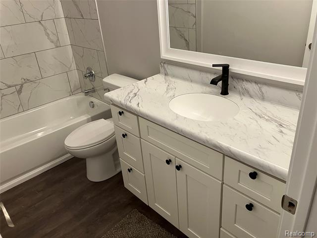 Builiding view twenty eight for 1604 Allen, Smiths Creek, MI. 48074