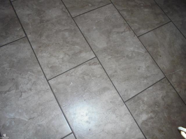 Builiding view eighteen for 13864 Hough, Allenton, MI. 48002