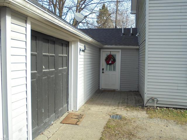 Builiding view forty for 13864 Hough, Allenton, MI. 48002