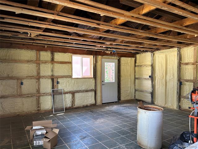 Builiding view nineteen for 16465 Almont, Allenton, MI. 48002