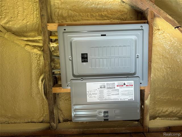 Builiding view thirty one for 16465 Almont, Allenton, MI. 48002