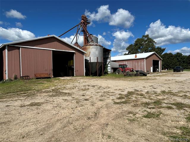 Builiding view twenty eight for 16465 Almont, Allenton, MI. 48002