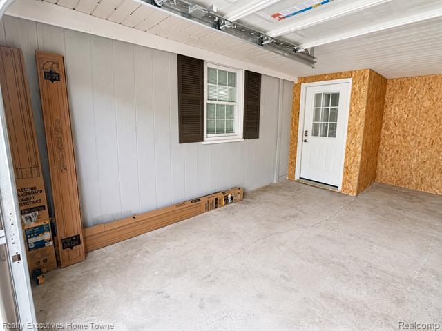Builiding view twenty for 2914 Sturges, Port Huron, MI. 48060