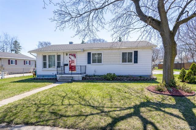 front view for 2824 Peavey St, Port Huron, Mi. 48060
