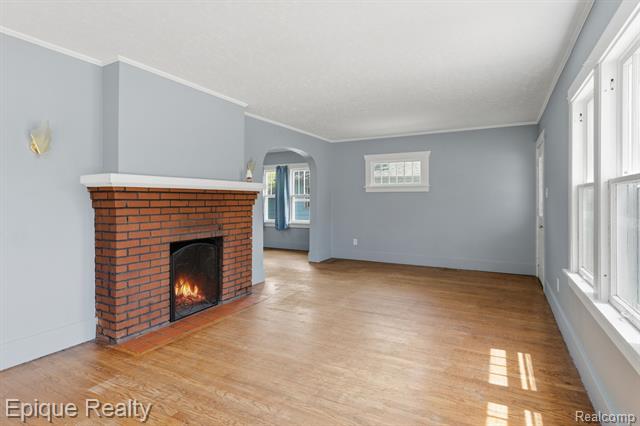 Builiding view four for 1325 Oak, Port Huron, MI. 48060