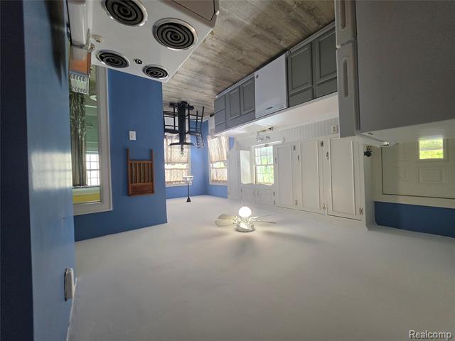 Builiding view nine for 1333 , Port Huron, MI. 48060