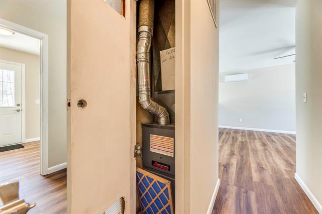 Builiding view nineteen for 110 Botsford, Port Huron, MI. 48060