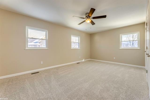 Builiding view seventeen for 110 Botsford, Port Huron, MI. 48060