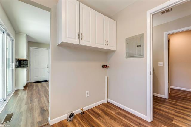 Builiding view ten for 110 Botsford, Port Huron, MI. 48060