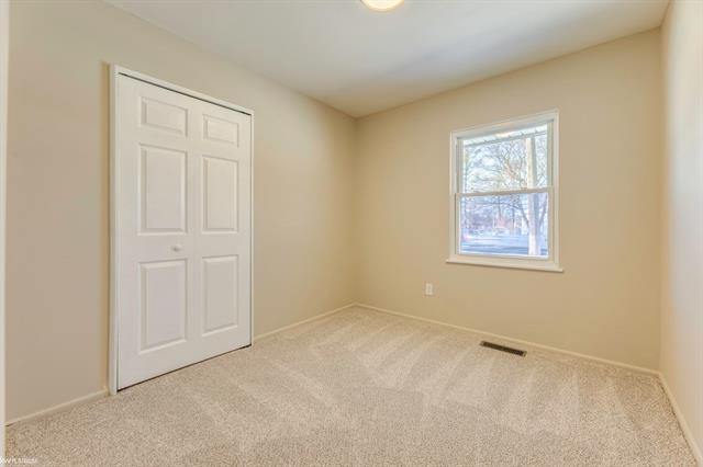 Builiding view thirteen for 110 Botsford, Port Huron, MI. 48060