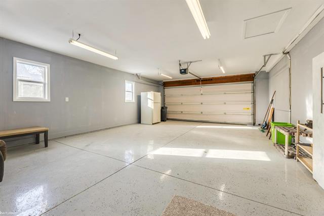 Builiding view twenty one for 110 Botsford, Port Huron, MI. 48060