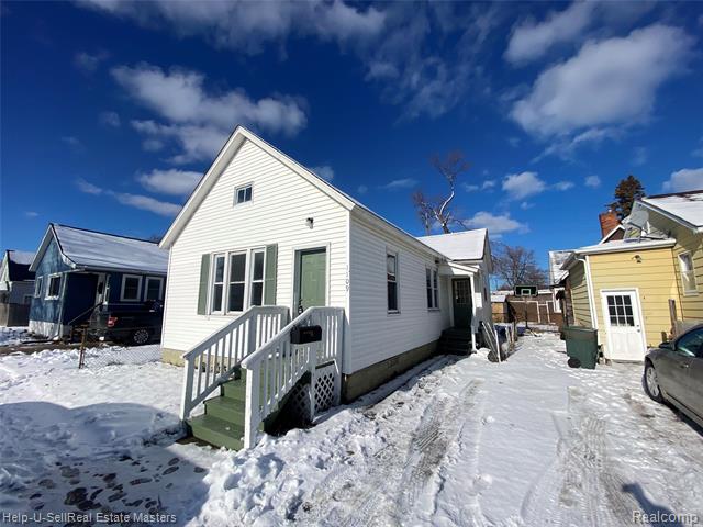 front view for 1109 Wells St, Port Huron, Mi. 48060