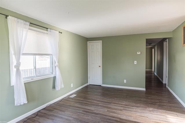 Builiding view two for 2213 Minnie, Port Huron, MI. 48060